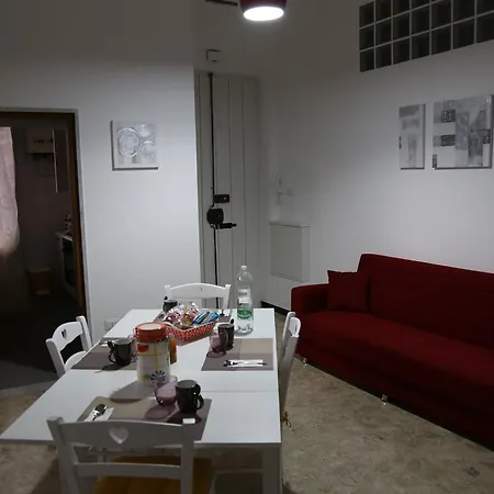 Il Sole Dentro بيت للعطل *